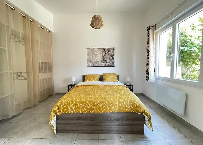 Premium 3 Etoiles Sur Terrain Clos De 300 M2 Bagnols-sur-Cèze